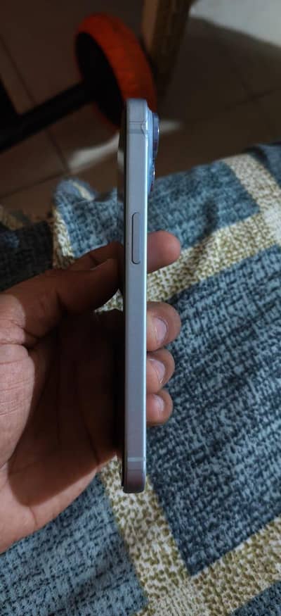 Apple iPhone 15