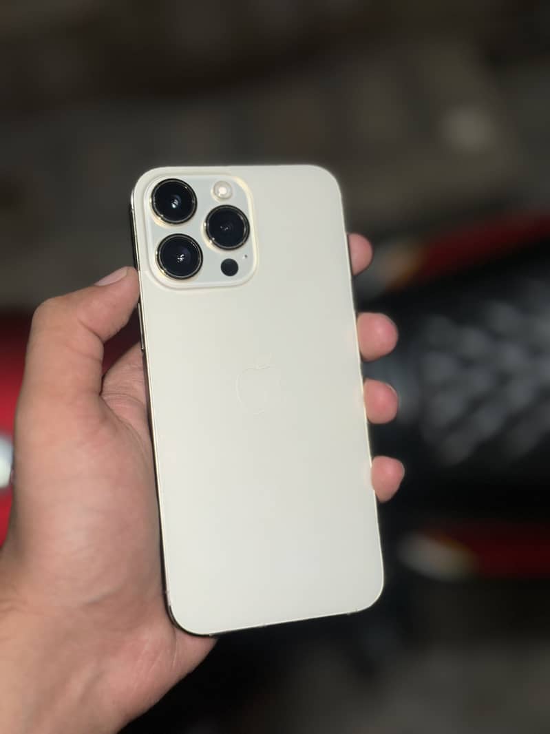 Iphone 14 pro max 1