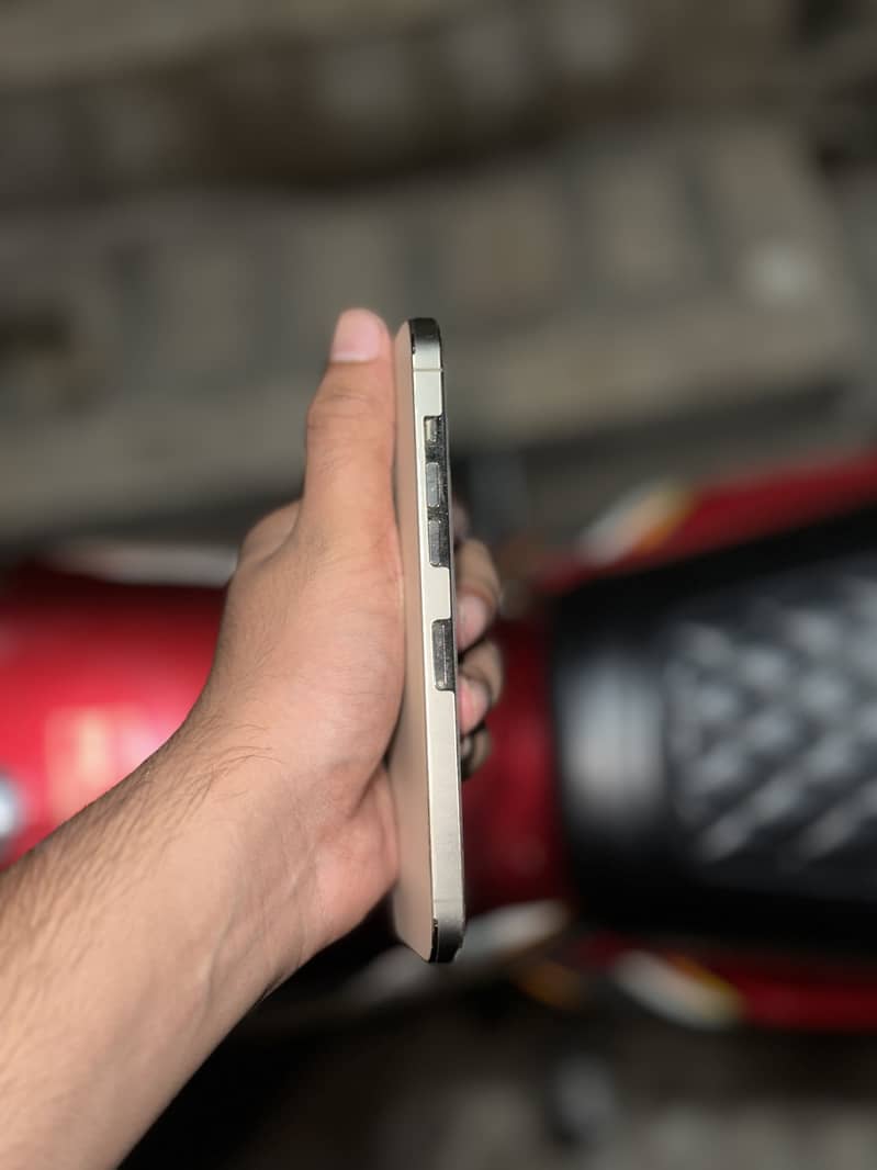 Iphone 14 pro max 2