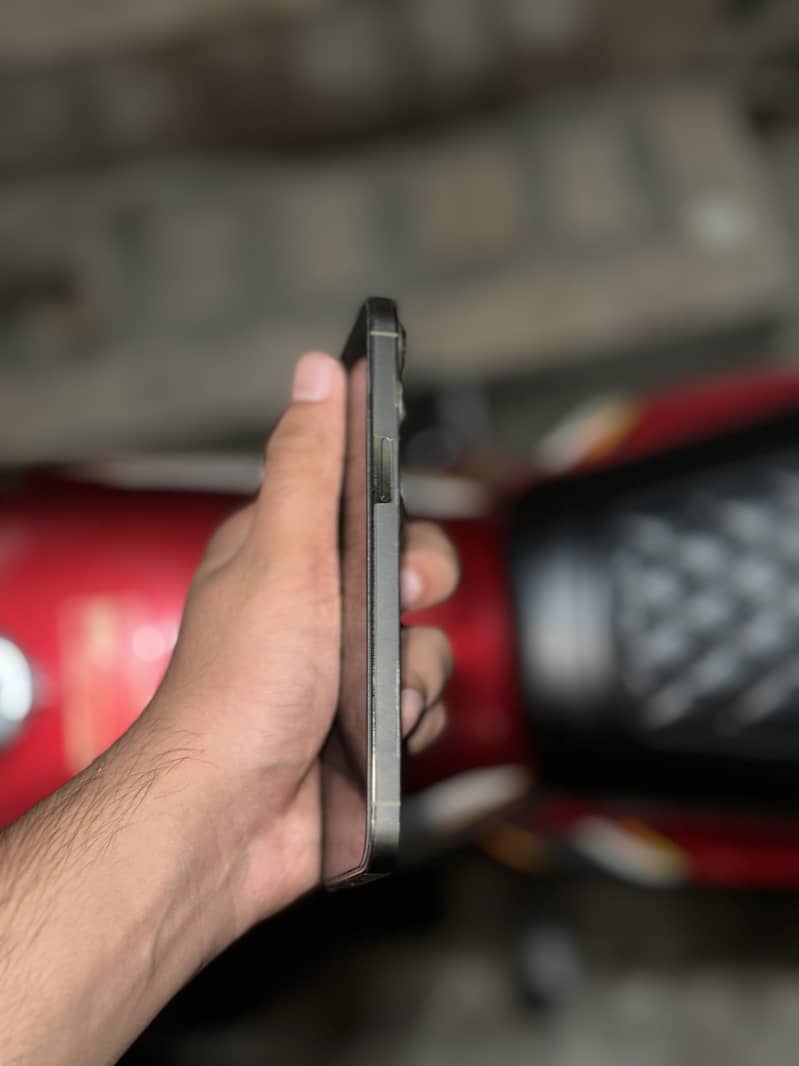 Iphone 14 pro max 4