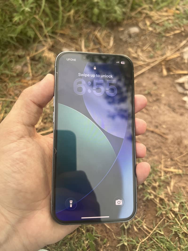 Apple iPhone 13 Pro 2