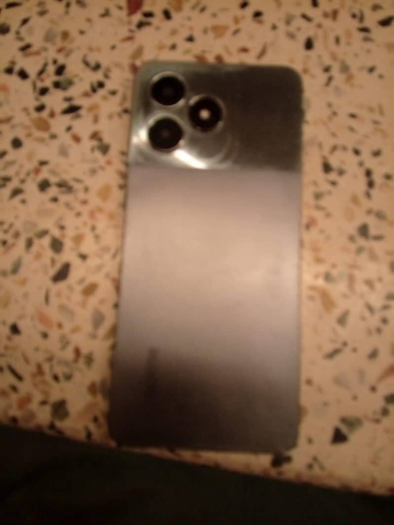 Realme Note 50 4