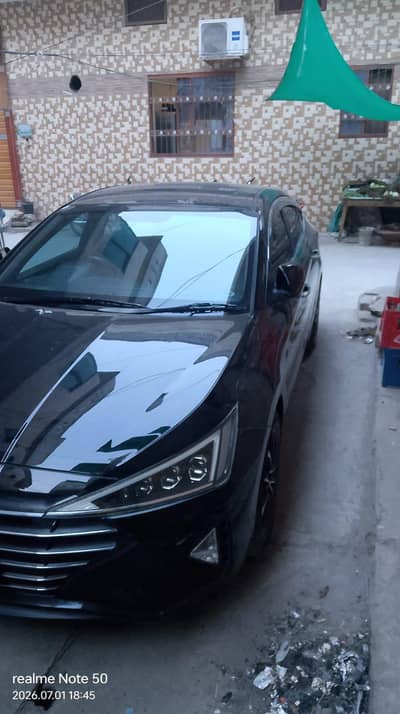 Hyundai Elantra 2024