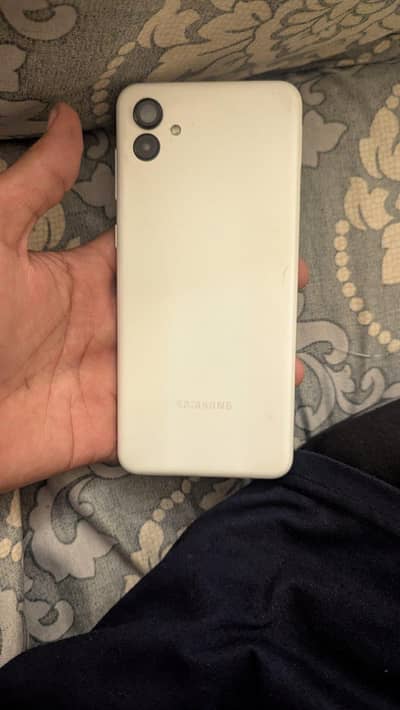 Samsung Mobile A04