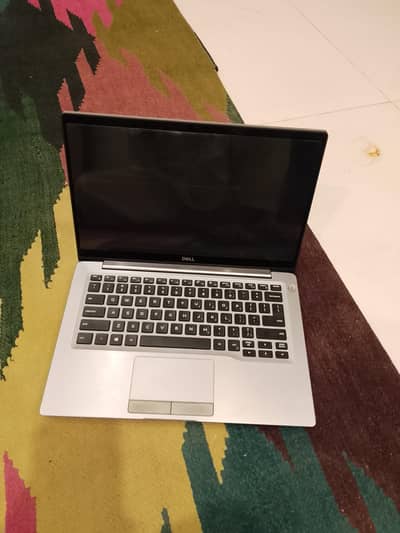 Dell Laptop For Sale 8Gen 16Ram/256Memory Touch Screen