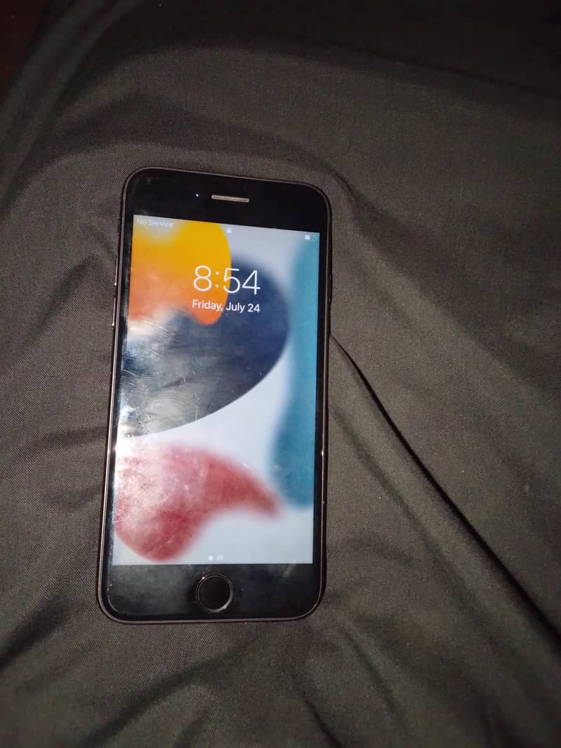 Apple iPhone 7 3