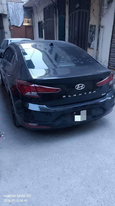 Hyundai Elantra 2024