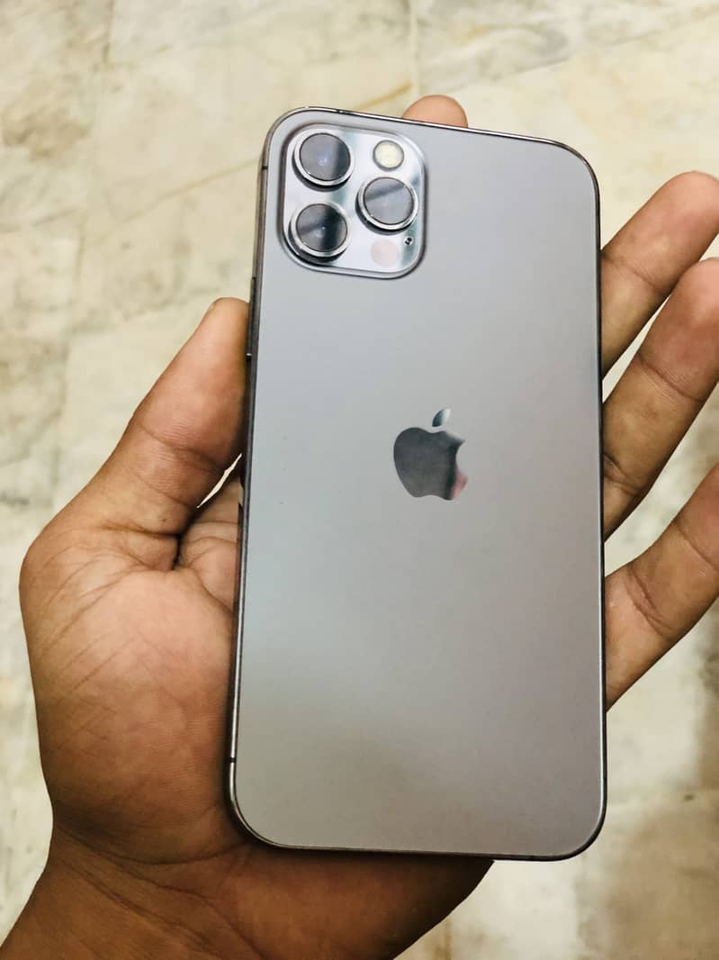 Apple iPhone 12 Pro 0