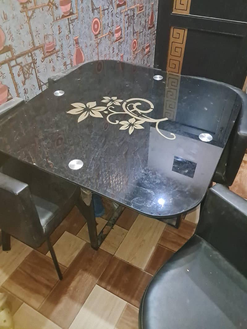 dinning table 4 sitter 2