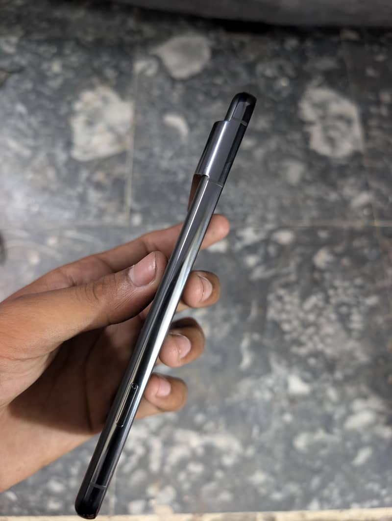 Google Pixel 8 Pro 3
