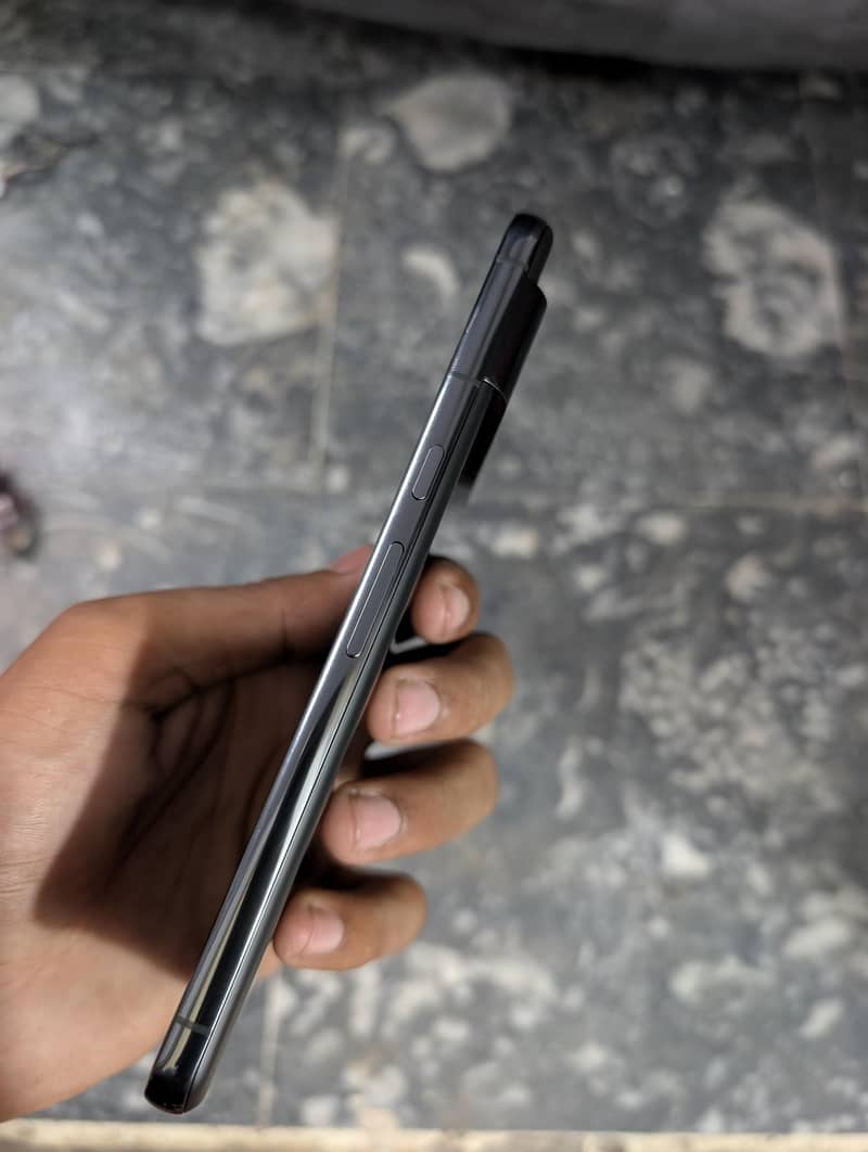 Google Pixel 8 Pro 4