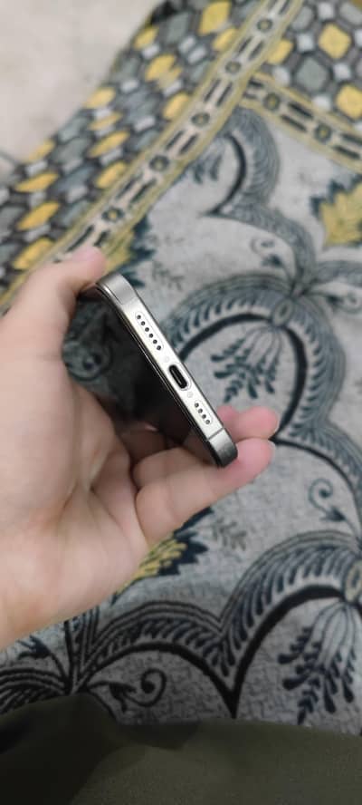 Apple iPhone 15 Pro Max