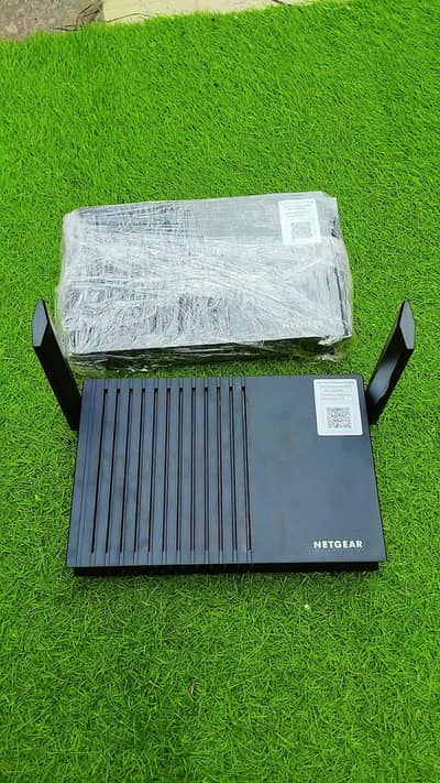 Netgear RAX15 wifi 6 Long Range Gaming wifi Router
