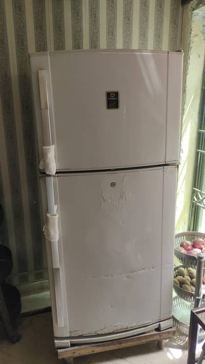 dawlance refrigerator