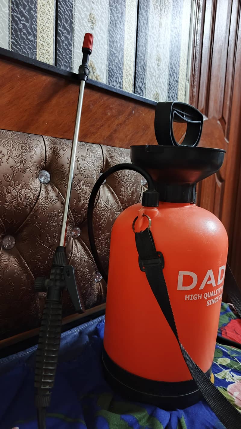 Dada spray pump 1