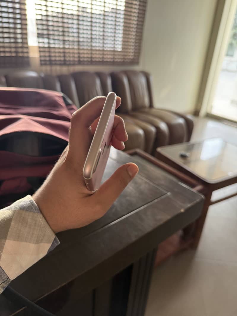 Apple iPhone 7 Plus 2