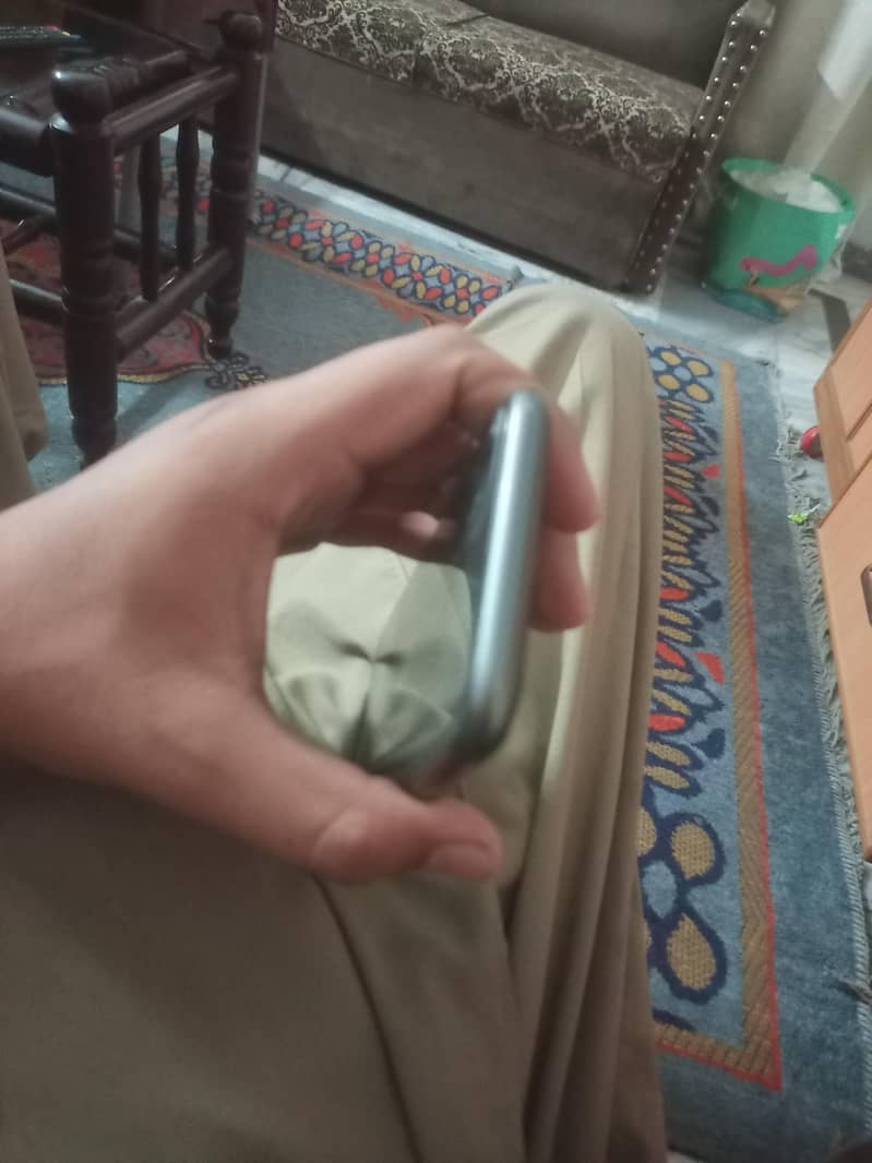 Apple iPhone 11 6