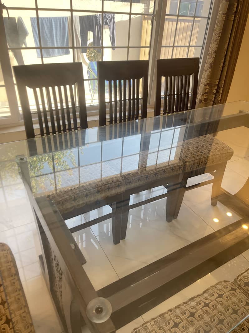 6 Person Dining Table + 2 Extra Chairs 4