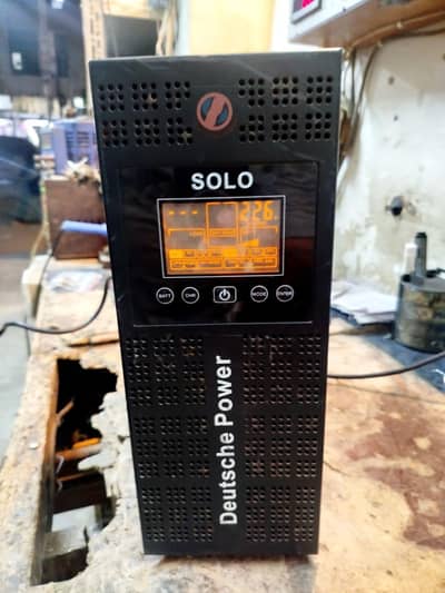 U P S  (Deutsche  Power  SOLO 2kve)