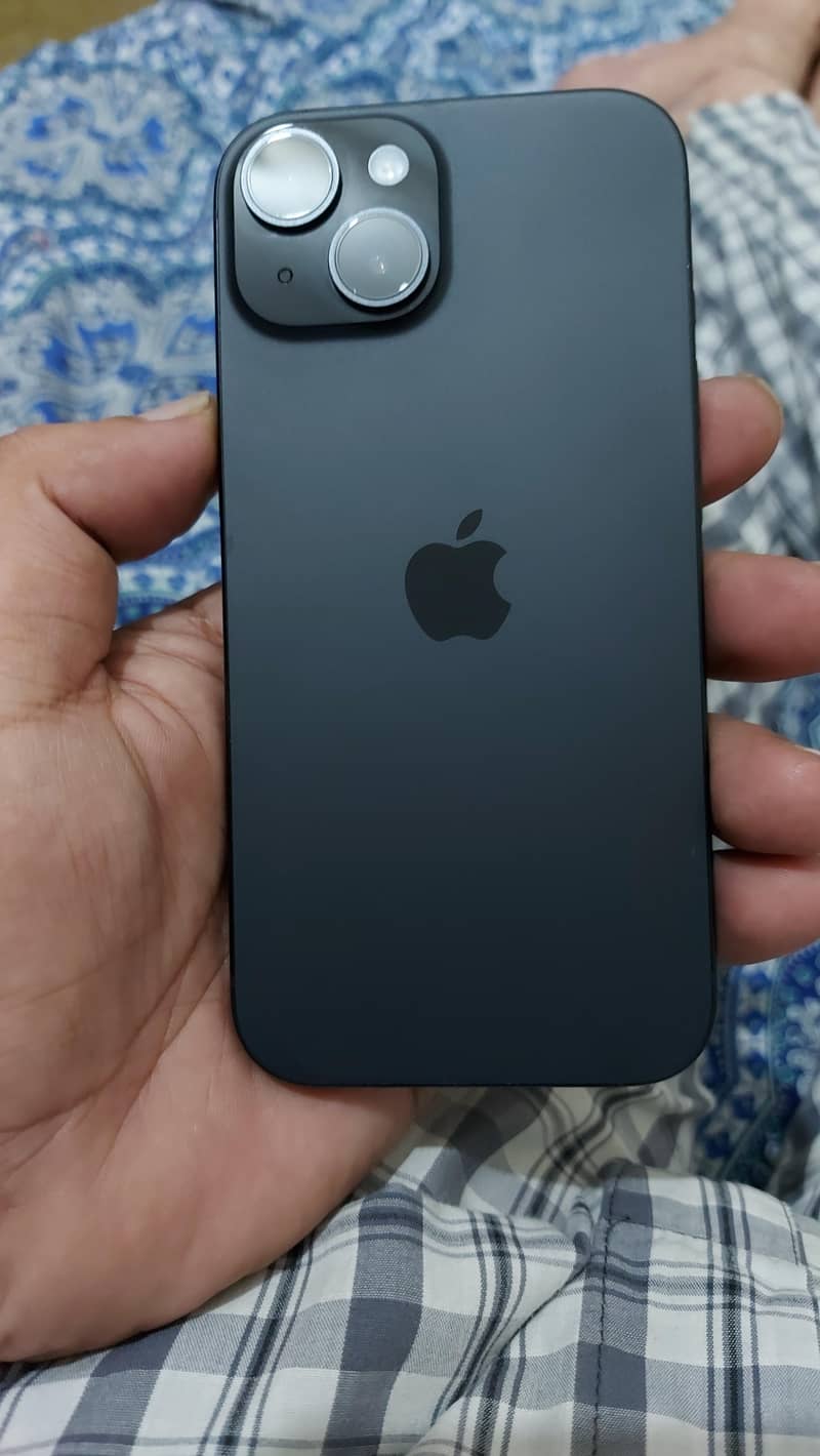 Apple iPhone 15 3