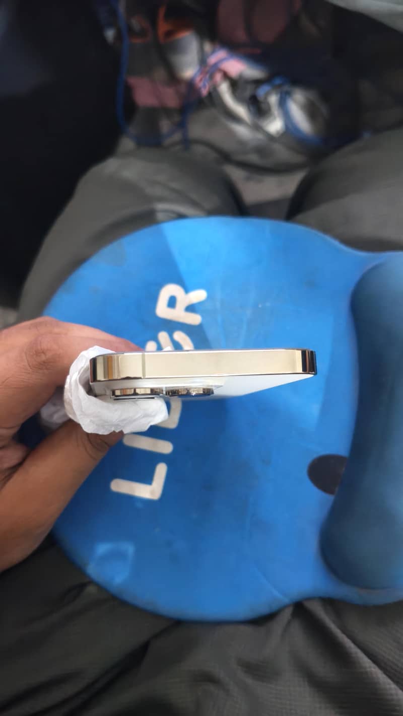 IPhone 14 Pro 3