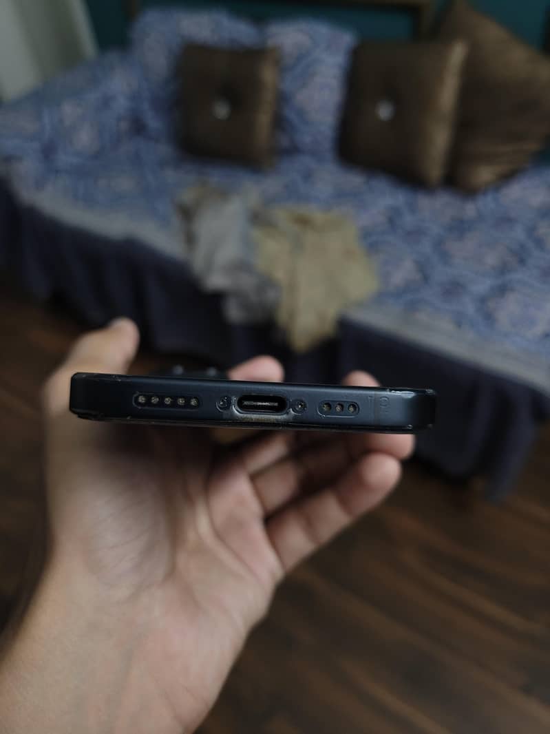 Apple iPhone 15 3