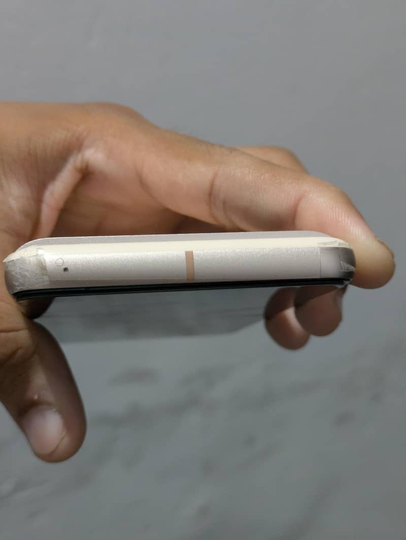 Google Pixel 8 1