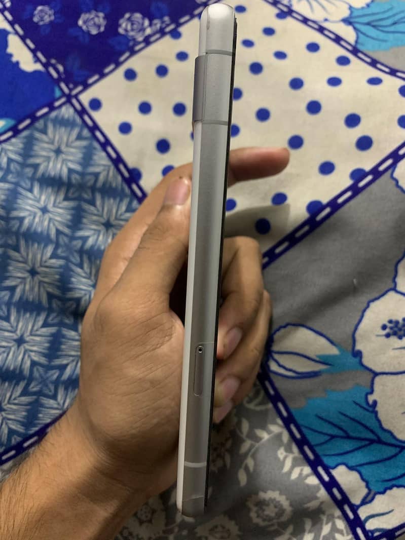 Google Pixel 7a 3