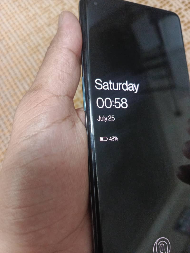 One Plus 9 Pro 6
