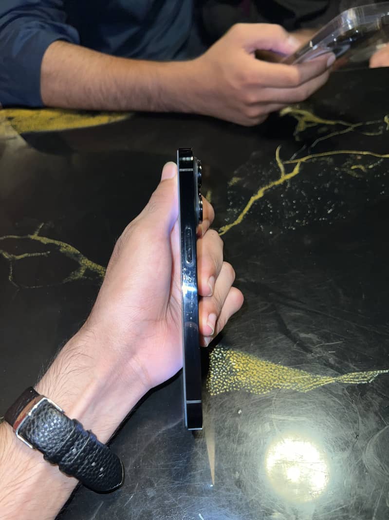 Iphone 14 pro 1