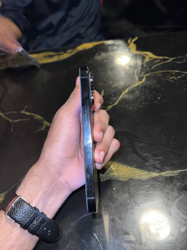 Iphone 14 pro 2