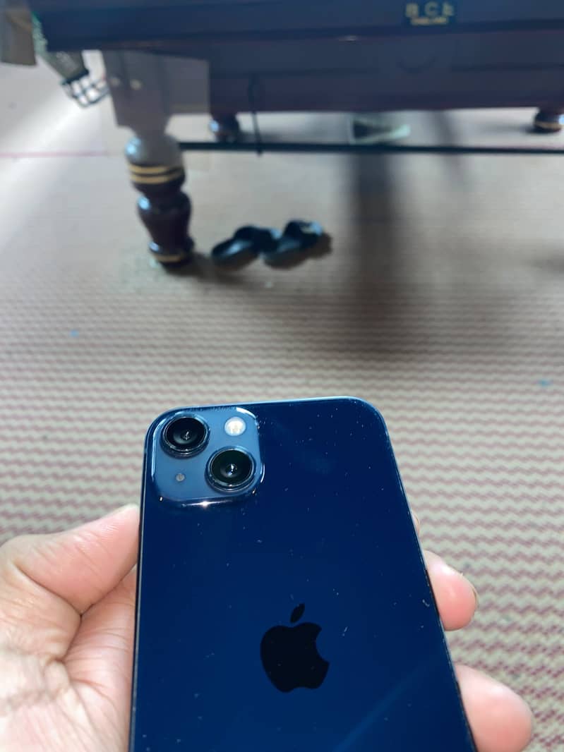 iPhone 13 3