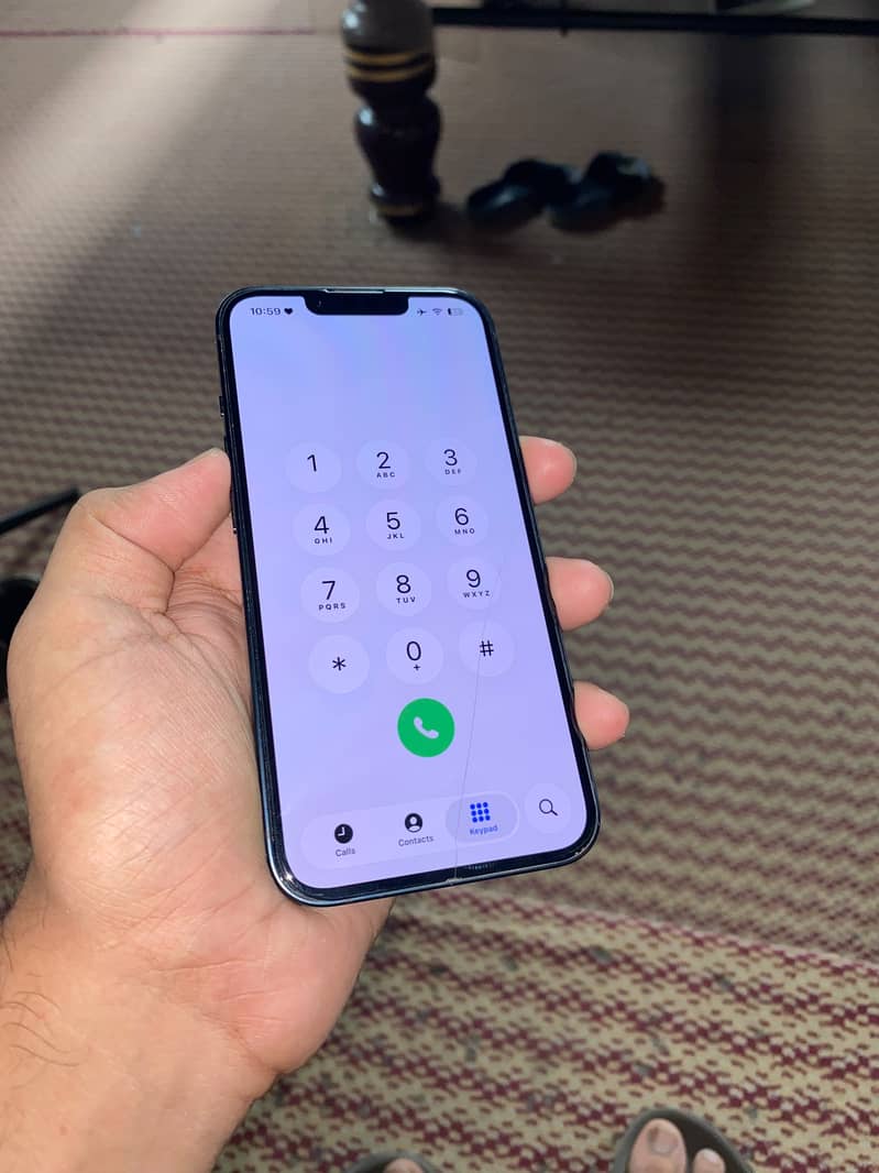 iPhone 13 4