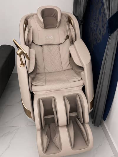 Zero heal master massage chair