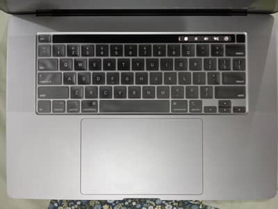 MacBook 2019 i9