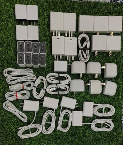 GOOGLE PIXEL ORIGINAL 15/30/45 WATT CHARGER  BOX PULLED