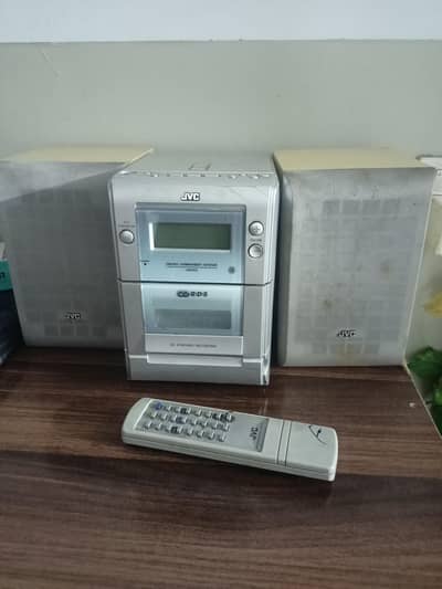 CD player and cassate player
