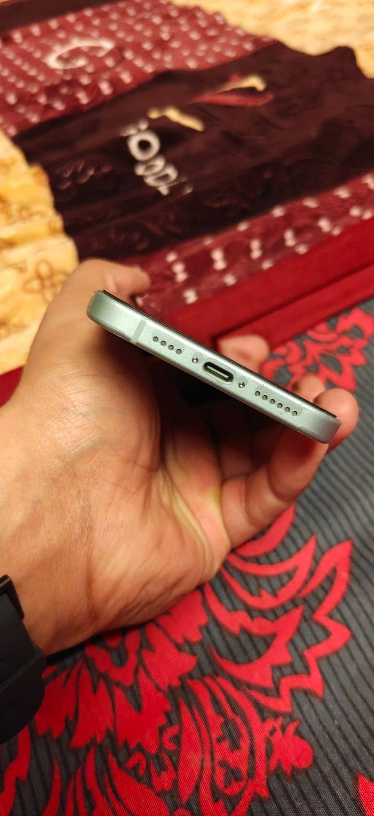 Iphone 15 plus 4