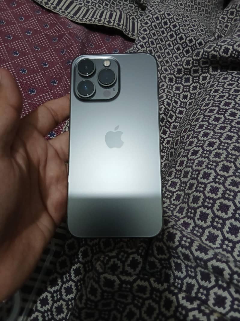 Apple iPhone 13 Pro 0