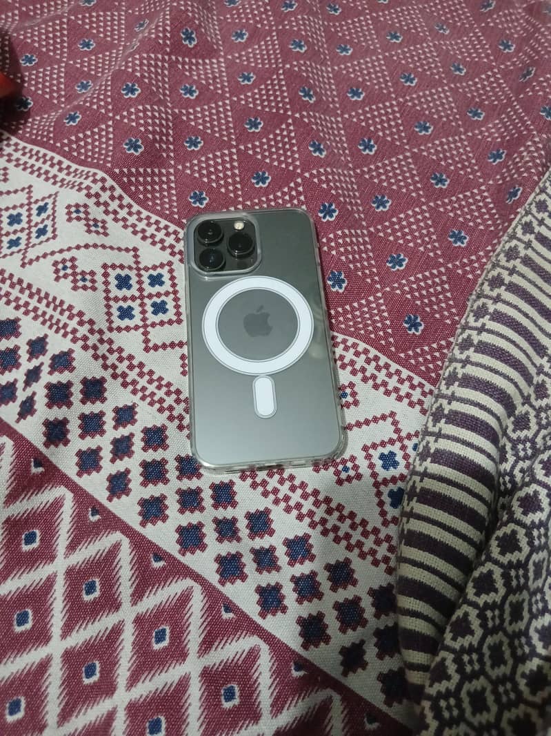 Apple iPhone 13 Pro 6