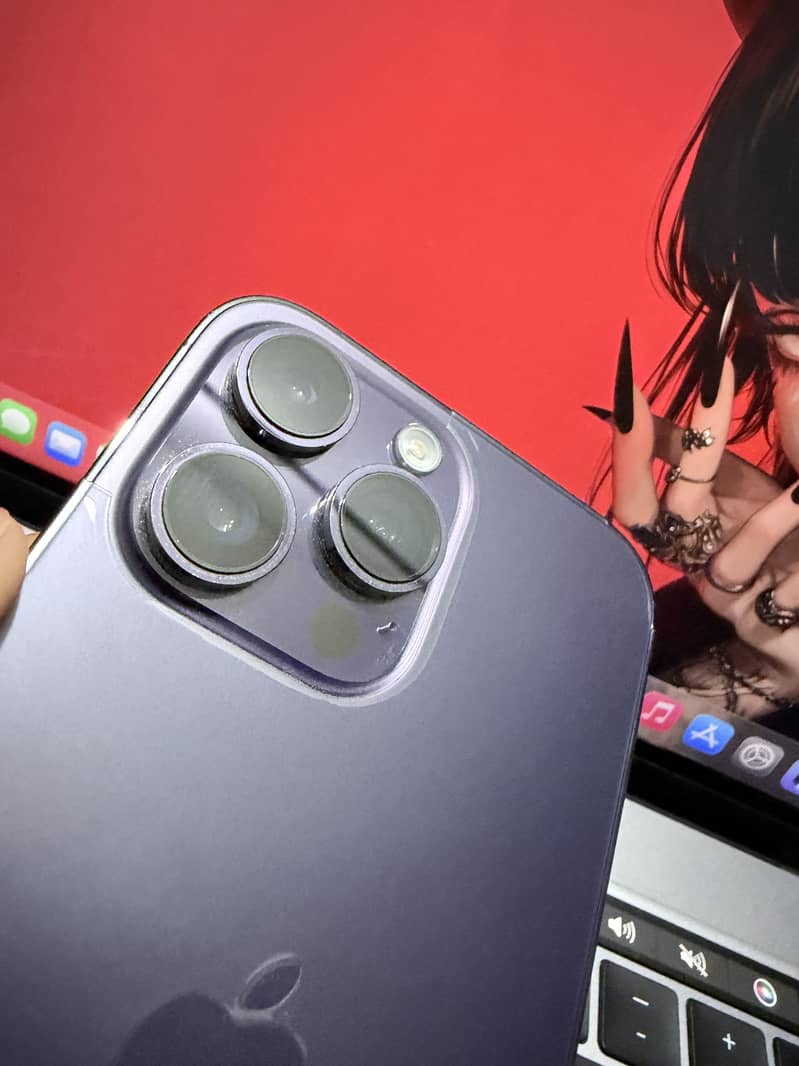 iPhone 14 pro max 5