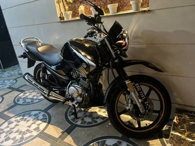 Yamaha YBR G 125