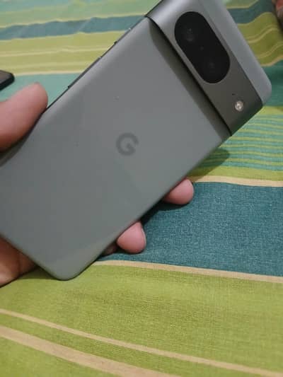 Google Pixel 8
