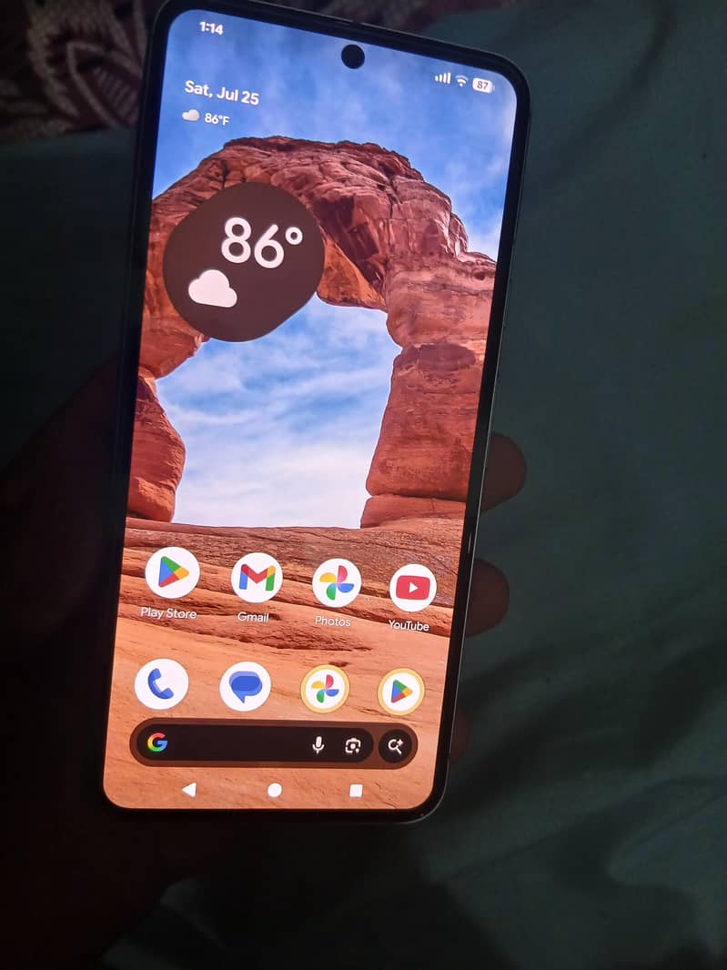 Google Pixel 8 1