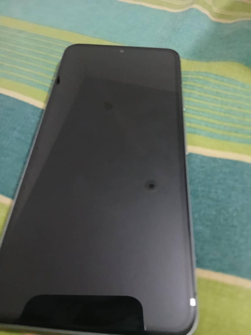 Google Pixel 8 4