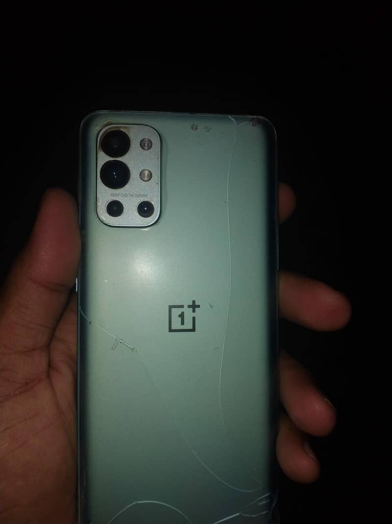 One Plus 9R 5