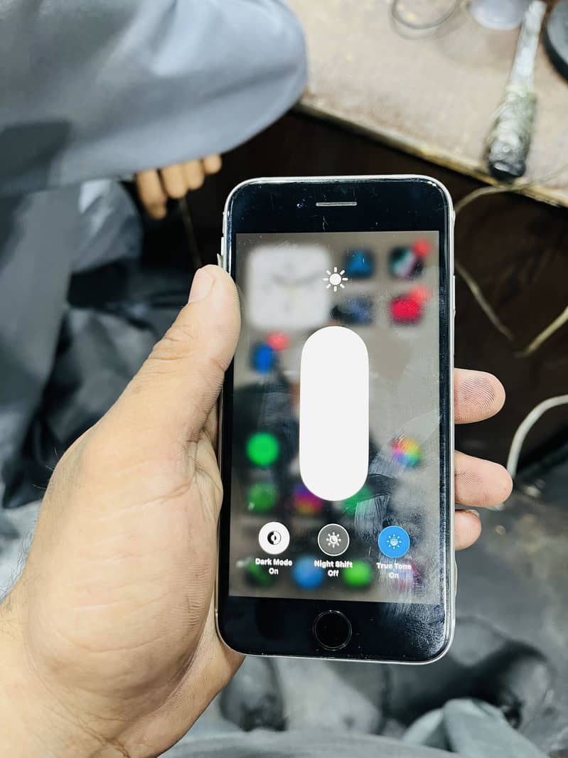 Apple iPhone SE 1