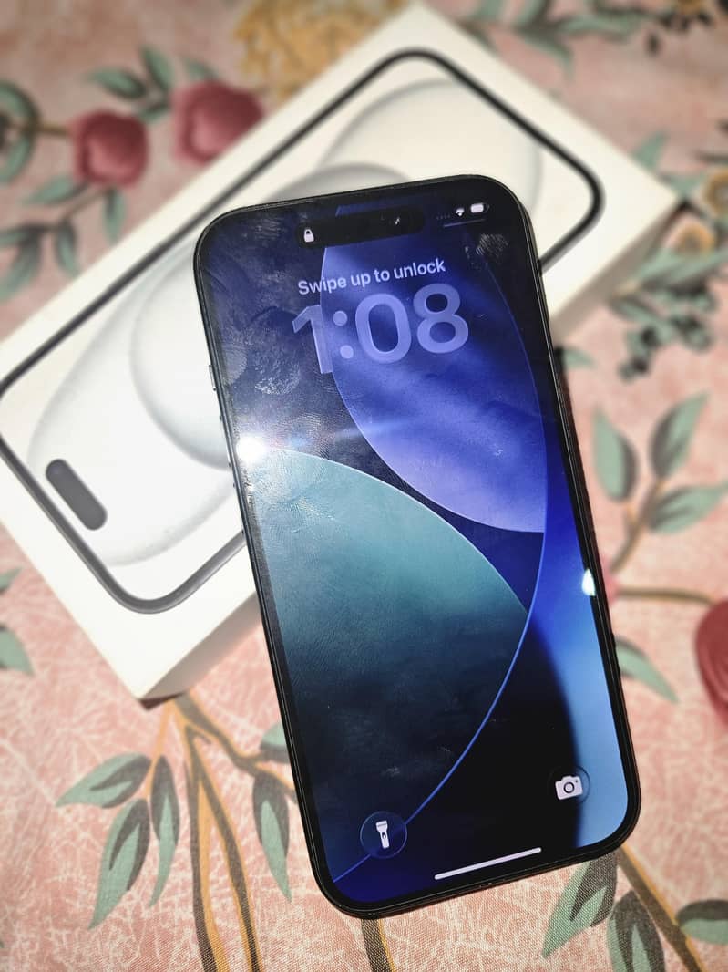 Apple iPhone 15 2