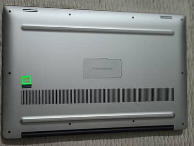 Dell Precision 5530 | i7-8850H | 32GB RAM DDR4 | Quadro P1000 4GB
