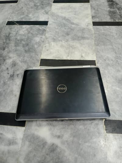 DELL LAPTOP